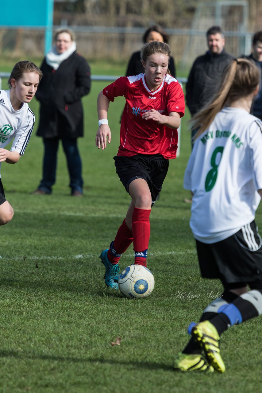 Bild 60 - C-Juniorinnen Kieler MTV -  MTSV POlympia Neumuenster : Ergebnis: 1:0